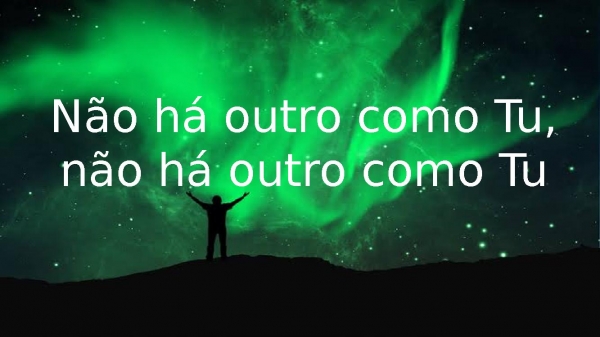 Medley - Só tu és Santo/ Uma coisa/ Deixa Queimar/ Quando Ele vem - página 13